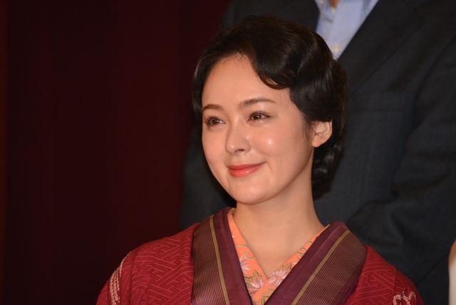 貫地谷しほり・松本若菜・羽田美智子・松重豊・柳沢慎吾が共演！（12枚目）