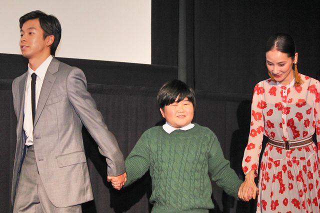 太賀、吉田羊との芝居は「生半可なことではない」：フォトギャラリー