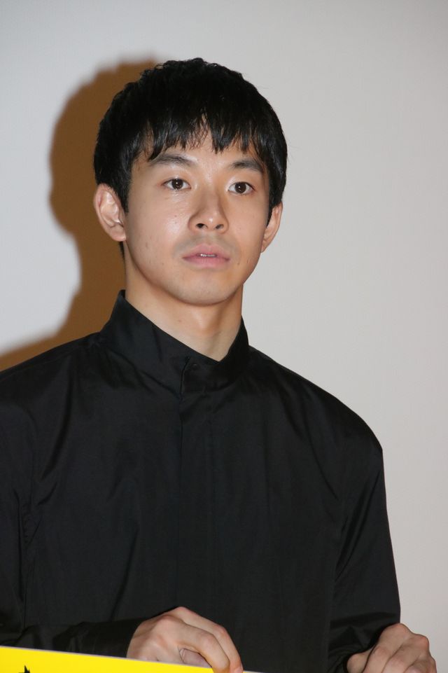 YOSHI×菅田将暉×仲野太賀、マスクを被って登場！『タロウのバカ』完成披露上映会（8枚目）