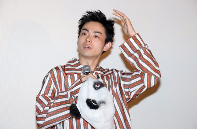 YOSHI×菅田将暉×仲野太賀、マスクを被って登場！『タロウのバカ』完成披露上映会（14枚目）