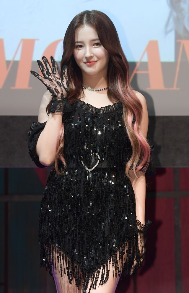 「世界で最も美しい顔100人」2023年版1位のナンシー:フォトギャラリー