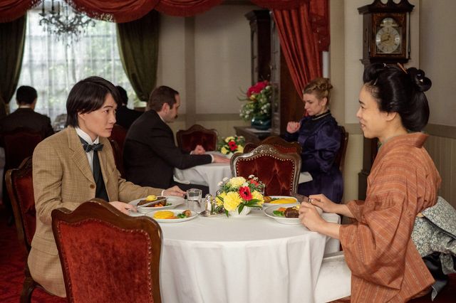 万太郎が来ないかと気にして…「らんまん」第37回の場面写真（2枚目）