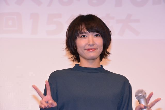 濃い時間を過ごしています！新垣結衣＆星野源が契約結婚！ドラマ「逃げ恥」舞台あいさつフォトギャラリー（2枚目）