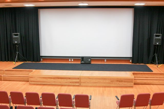 震災に負けない！山都町立図書館の映画設備 フォトギャラリー：フォトギャラリー