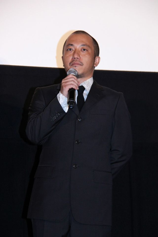 山田孝之、充実感！映画『凶悪』初日舞台あいさつフォトギャラリー（6枚目）