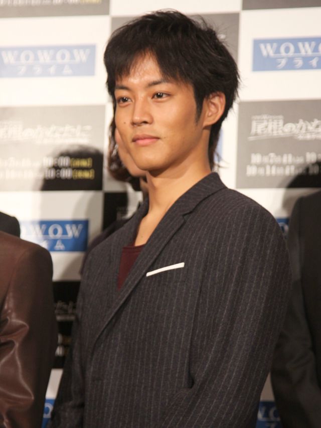 ドラマWスペシャル「尾根のかなたに～父と息子の日航機墜落事故～」舞台あいさつ写真ギャラリー（2枚目）