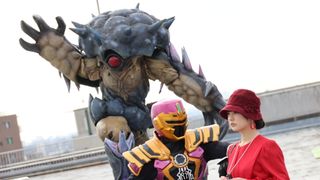 「超宇宙刑事ギャバン インフィニティ」様子がおかしい喜輝、駆無の新忍法さく裂【第13話あらすじ】