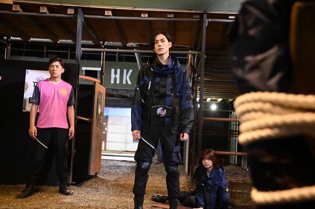 迫るゾンビ化…「仮面ライダーギーツ」第4話「邂逅III：勝利条件」（3枚目）