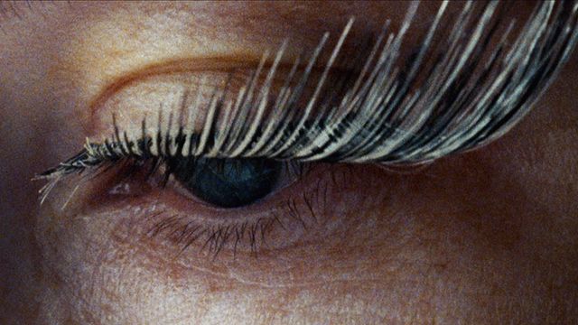 女王は自らの蜜を惜しみなく与える…異色の短編『ネクター』場面写真ギャラリー！（4枚目）