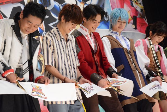 仮面ライダージオウ＆騎士竜戦隊リュウソウジャーの映画が公開！初日舞台あいさつの様子（23枚目）