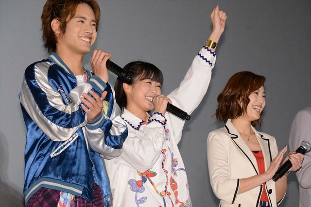 御成役・柳喬之、JK役の土屋シオンも登場！映画『仮面ライダー平成ジェネレーションズ FINAL ビルド＆エグゼイドwithレジェンドライダー』初日舞台あいさつ（7枚目）