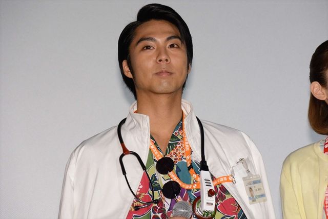 御成役・柳喬之、JK役の土屋シオンも登場！映画『仮面ライダー平成ジェネレーションズ FINAL ビルド＆エグゼイドwithレジェンドライダー』初日舞台あいさつ（16枚目）