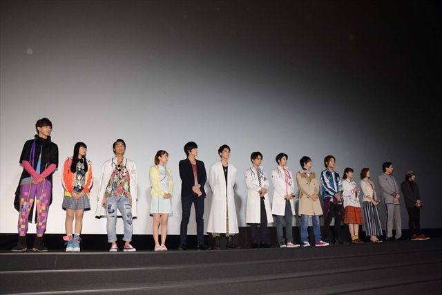 御成役・柳喬之、JK役の土屋シオンも登場！映画『仮面ライダー平成ジェネレーションズ FINAL ビルド＆エグゼイドwithレジェンドライダー』初日舞台あいさつ（21枚目）