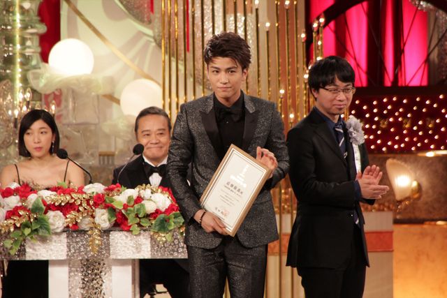 『君の名は。』でRADWIMPSが!!日本アカデミー賞話題賞フォトギャラリー（4枚目）