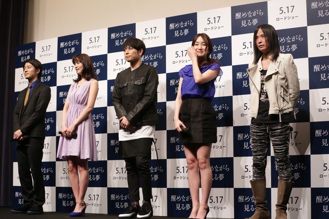 辻仁成、離婚質問に無言…フォトギャラリー：フォトギャラリー