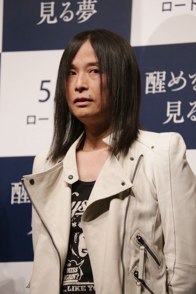 辻仁成、離婚質問に無言…フォトギャラリー（2枚目）