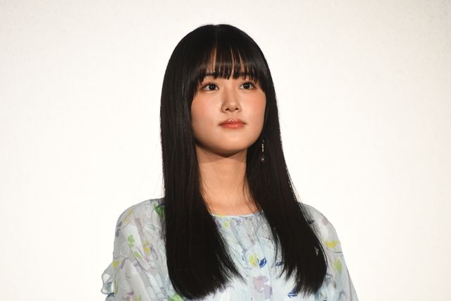 松村北斗、さわやかなほほ笑み！映画『すずめの戸締まり』御礼“お返し申す”舞台あいさつ（5枚目）