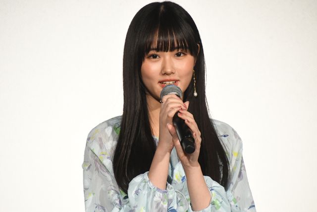 松村北斗、さわやかなほほ笑み！映画『すずめの戸締まり』御礼“お返し申す”舞台あいさつ（8枚目）