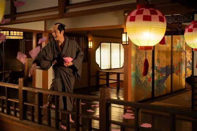 「べらぼう」で大人気！平蔵のカモられた日々…名（珍）場面集（5枚目）