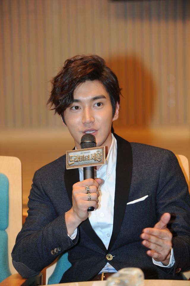 SUPER JUNIORシウォン、「ドラマの帝王」でのナルシストぶりに母親も心配＜韓国JPICTURES＞（2枚目）