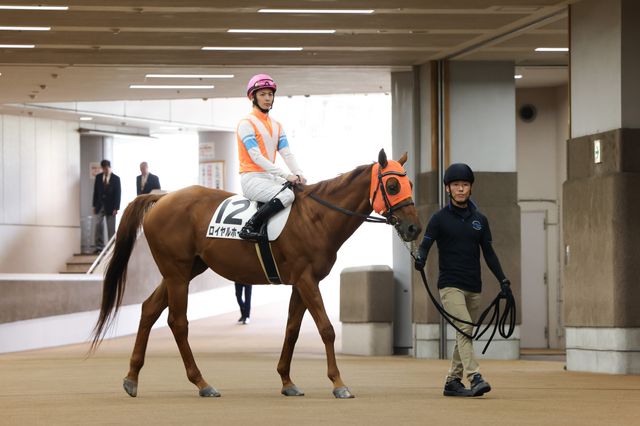 【ネタバレ】日曜劇場「ザ・ロイヤルファミリー」第4話場面写真（8枚目）