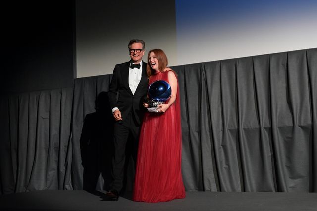 コリン・ファース出現！美人妻と一緒に（3枚目）