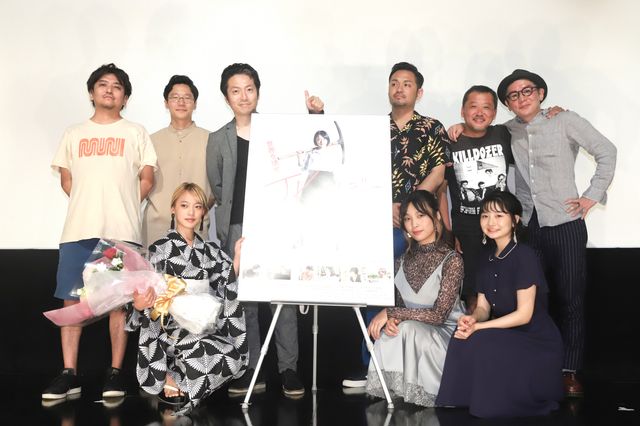 希代彩『JKエレジー』初日舞台あいさつ:フォトギャラリー