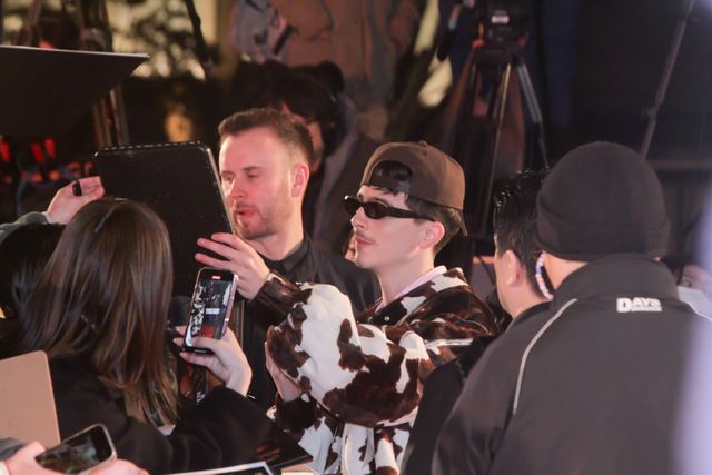 ティモシー・シャラメの個性的なファッションがステキ＆かわいすぎ！（4枚目）