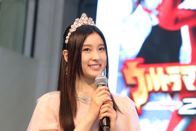 土屋太鳳“少し大人になった”エメラナ姫風で参上！「ウルトラマンフェスティバル2017」イベント（5枚目）