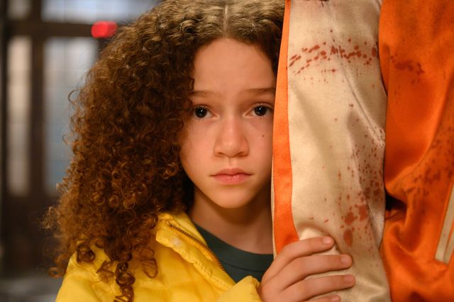 『アベンジャーズ』女優カレン・ギランが出演！『ガンパウダー・ミルクシェイク』場面写真（7枚目）