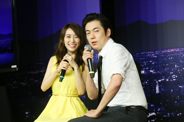 ウーマン村本＆泉里香『ラ・ラ・ランド』カップルに変身！（3枚目）