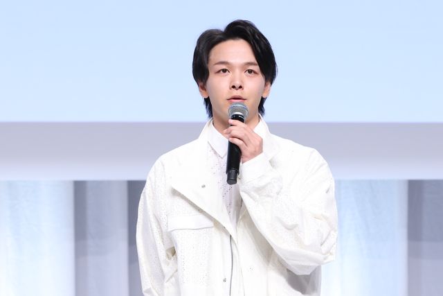 白コーデの江口拓也×種崎敦美×松田健一郎が生アフレコ！400人のファンを前にド緊張（9枚目）