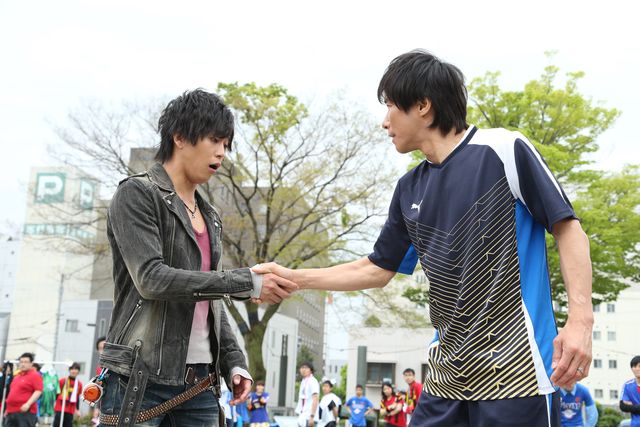 ゴン中山、劇場版『仮面ライダー鎧武』に出演！フォトギャラリー（6枚目）