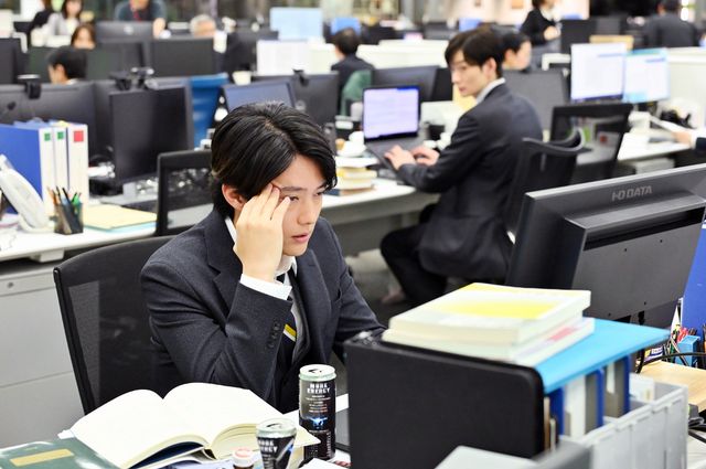 椎葉の処分撤回を…署名活動する生徒たち「御上先生」第7話場面写真【ネタバレあり】（11枚目）