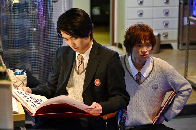 椎葉の処分撤回を…署名活動する生徒たち「御上先生」第7話場面写真【ネタバレあり】（14枚目）