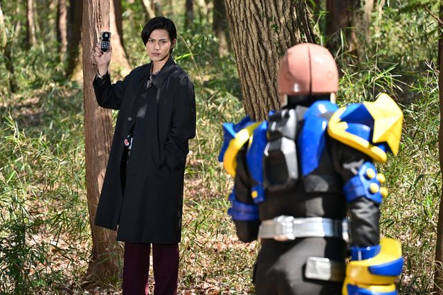 英寿と道長が接触…「仮面ライダーギーツ」第35話「慕情III：姉の願い 弟の願い」（3枚目）