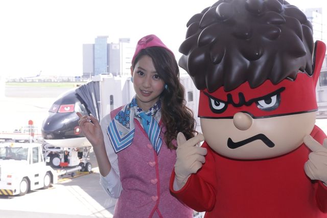 河北麻友子、CAに！『鷹の爪GO』“機内”試写会フォトギャラリー（17枚目）