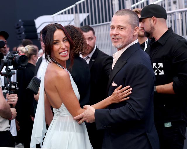 『F1(R)／エフワン』ワールドプレミアでのブラッド・ピット＆イネス・デ・ラモン（6枚目）