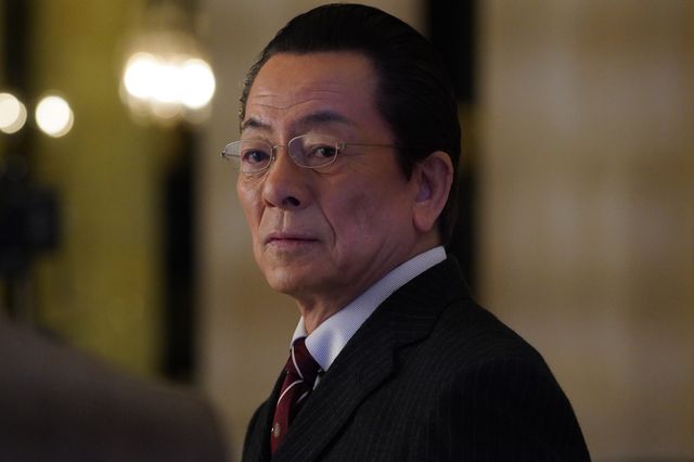 トリオ・ザ・捜一、まさかの料理人コスプレ！「相棒 season24」元日スペシャル場面写真（3枚目）