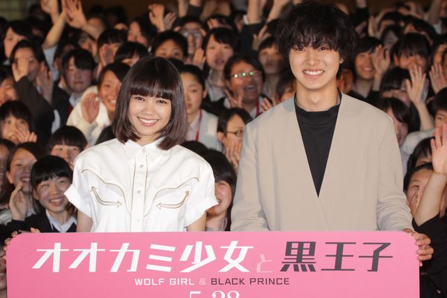 山崎賢人＆二階堂ふみ、女子高生に特別課外授業！イベント写真ギャラリー：フォトギャラリー