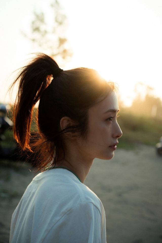 大人の色気がすごい…上戸彩の写真集「Midday Reverie（ミッドデイ・リヴァリー）」（3枚目）