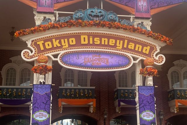 「ディズニー・ハロウィーン」の様子をチラ見せ（2枚目）