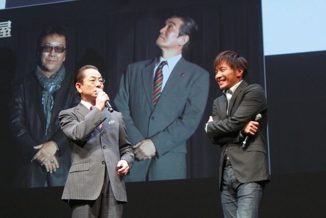 「相棒」水谷豊＆成宮寛貴にファン熱狂！　フォトギャラリー（7枚目）