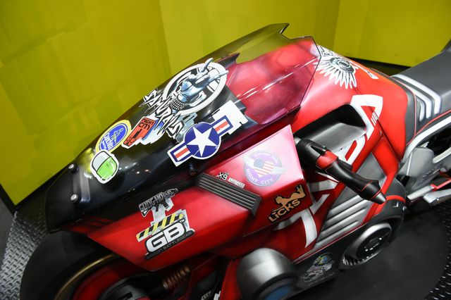 キアヌご機嫌！TGS「サイバーパンク2077」ブース（2枚目）