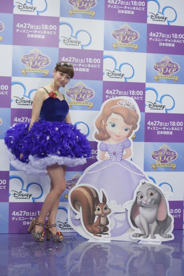 ミキティの超ミニスカ！フォトギャラリー（9枚目）