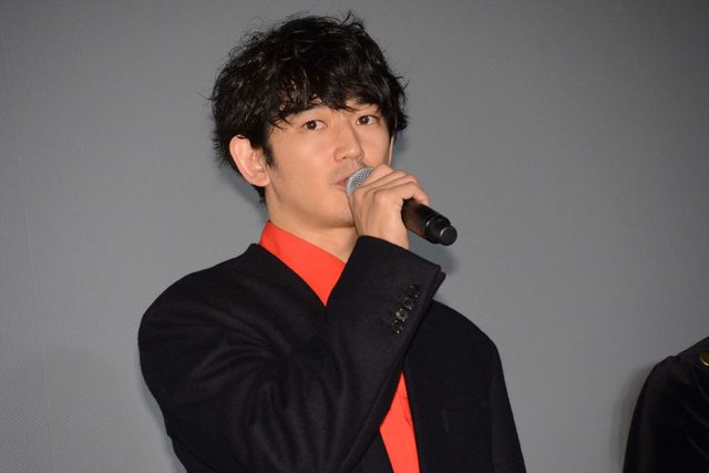 ガッキー、瑛太にケーキをあーん！（6枚目）