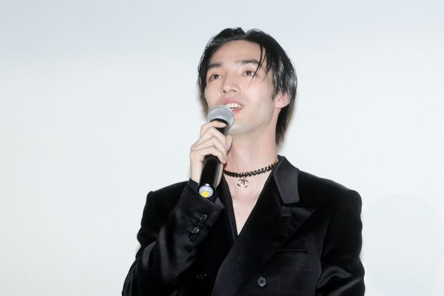 美しすぎる伊藤万理華！清水尋也、高杉真宙と『オアシス』完成披露に登壇（7枚目）