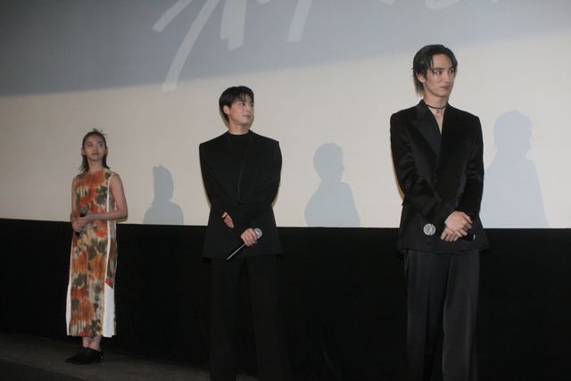 美しすぎる伊藤万理華！清水尋也、高杉真宙と『オアシス』完成披露に登壇（14枚目）