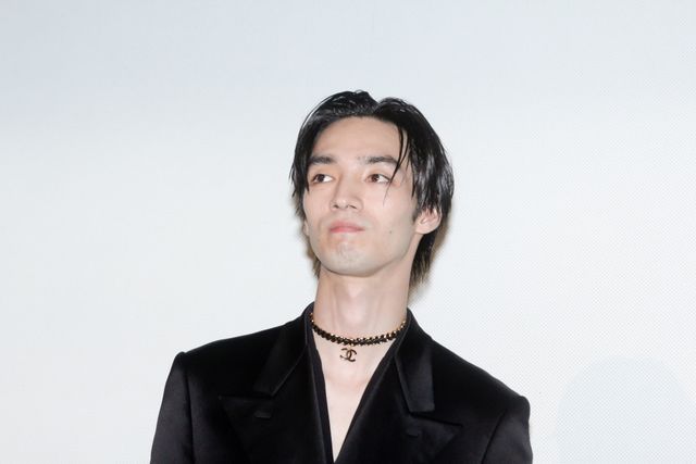 美しすぎる伊藤万理華！清水尋也、高杉真宙と『オアシス』完成披露に登壇（15枚目）