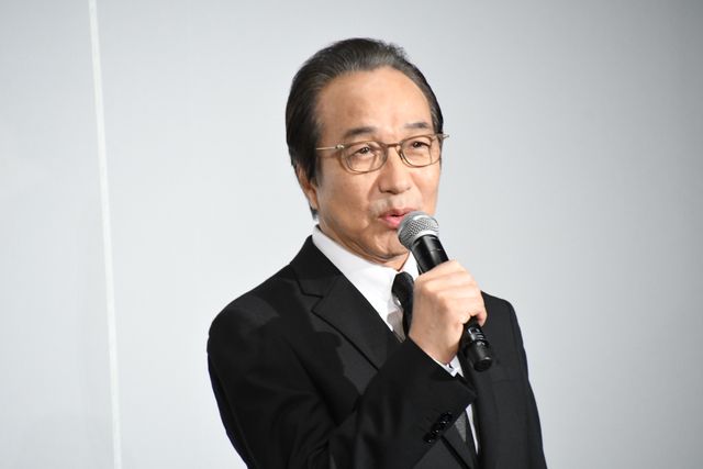 映画『奥様は、取り扱い注意』公開記念舞台あいさつ（9枚目）